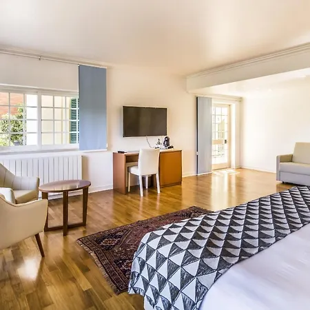 Villa Sunset By The Getaway Collection Estoril
